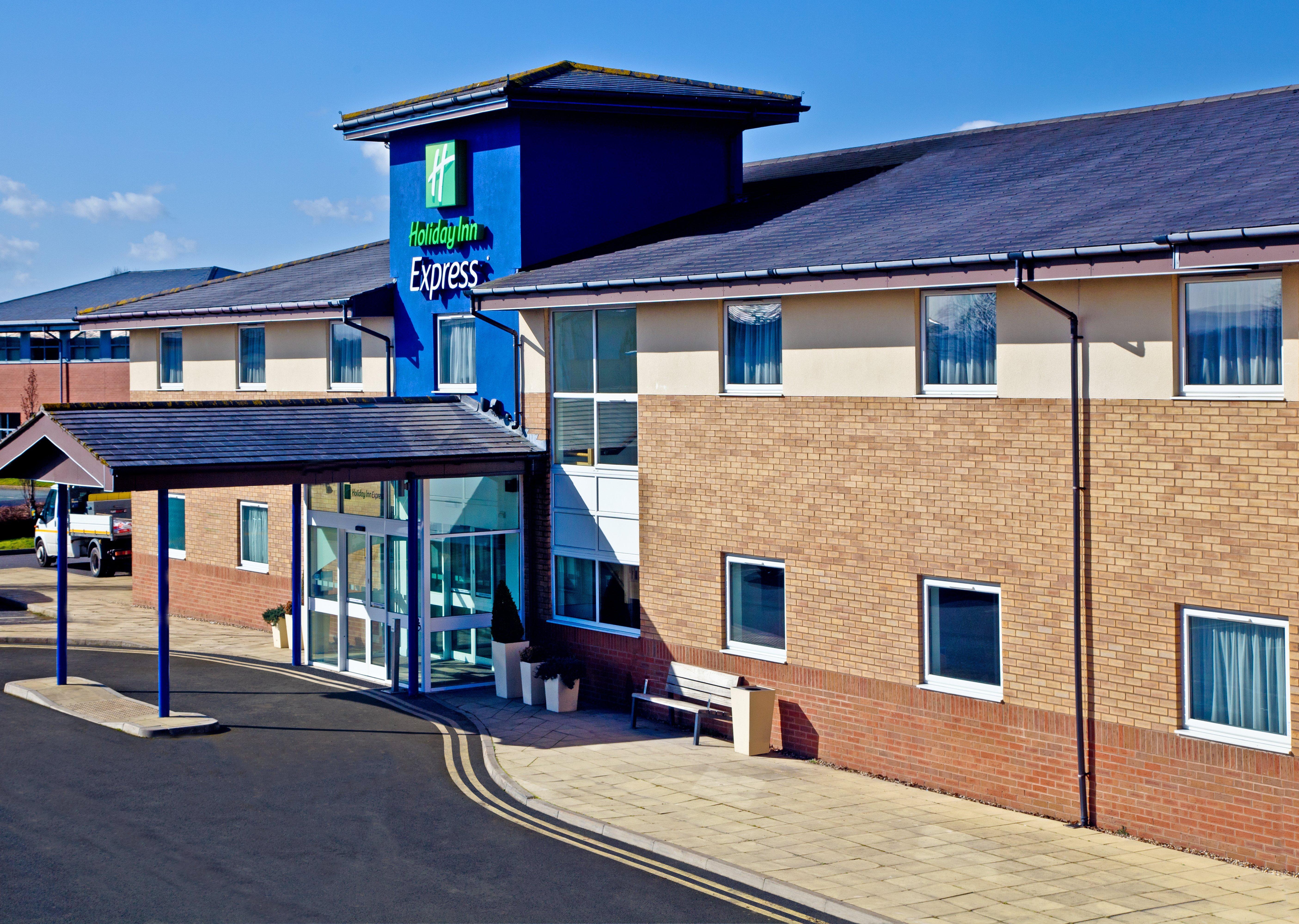 Holiday Inn Express Shrewsbury By Ihg Exteriör bild