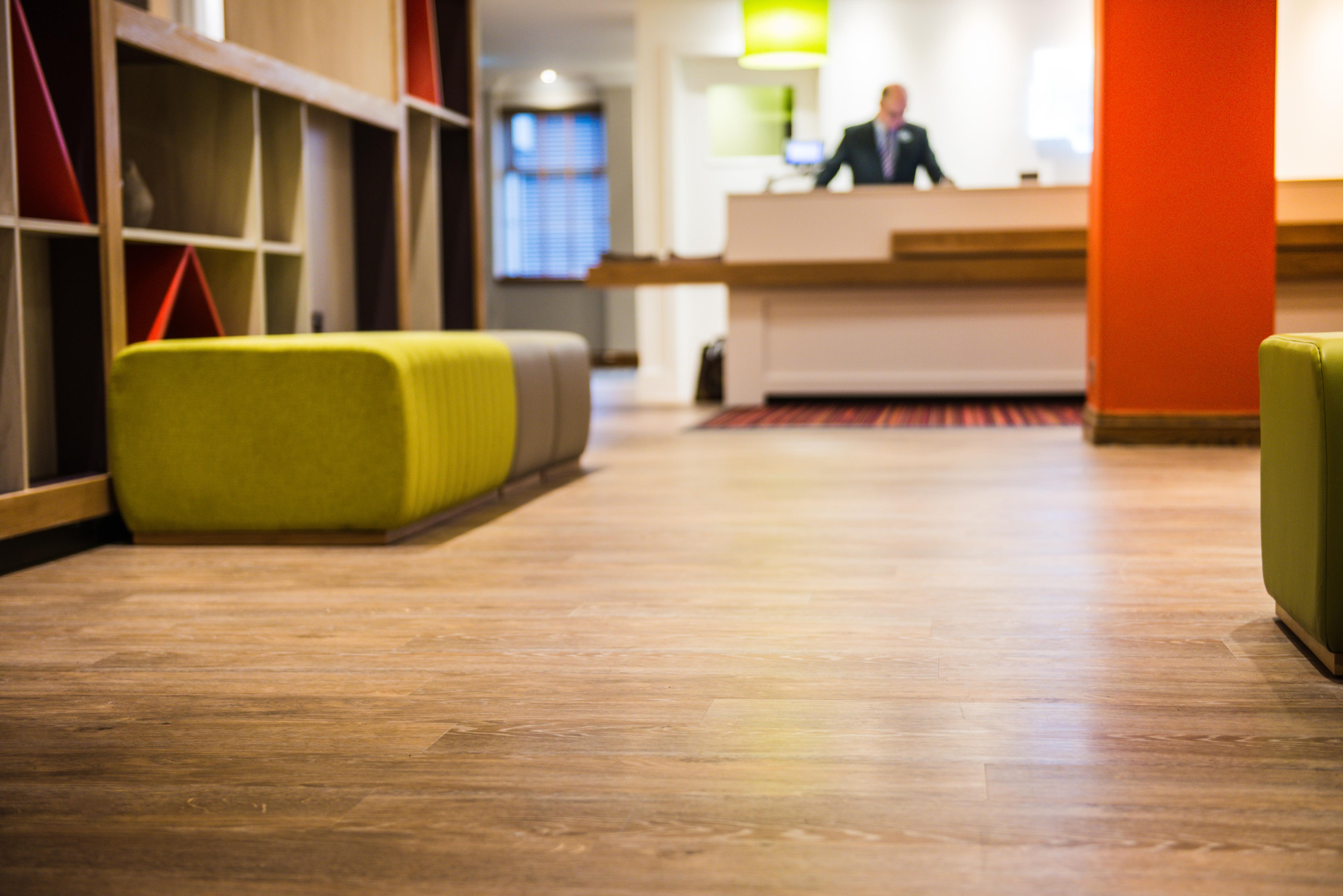 Holiday Inn Express Shrewsbury By Ihg Exteriör bild