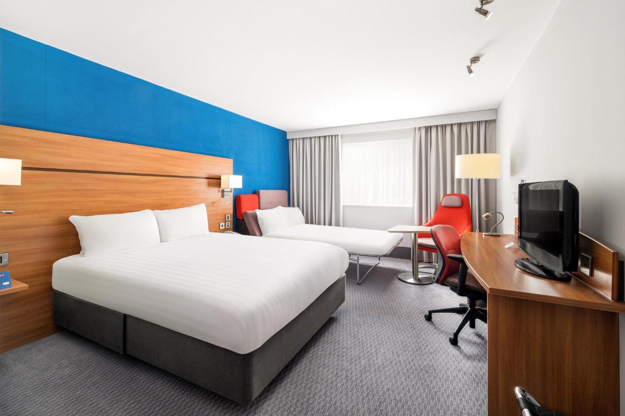 Holiday Inn Express Shrewsbury By Ihg Exteriör bild