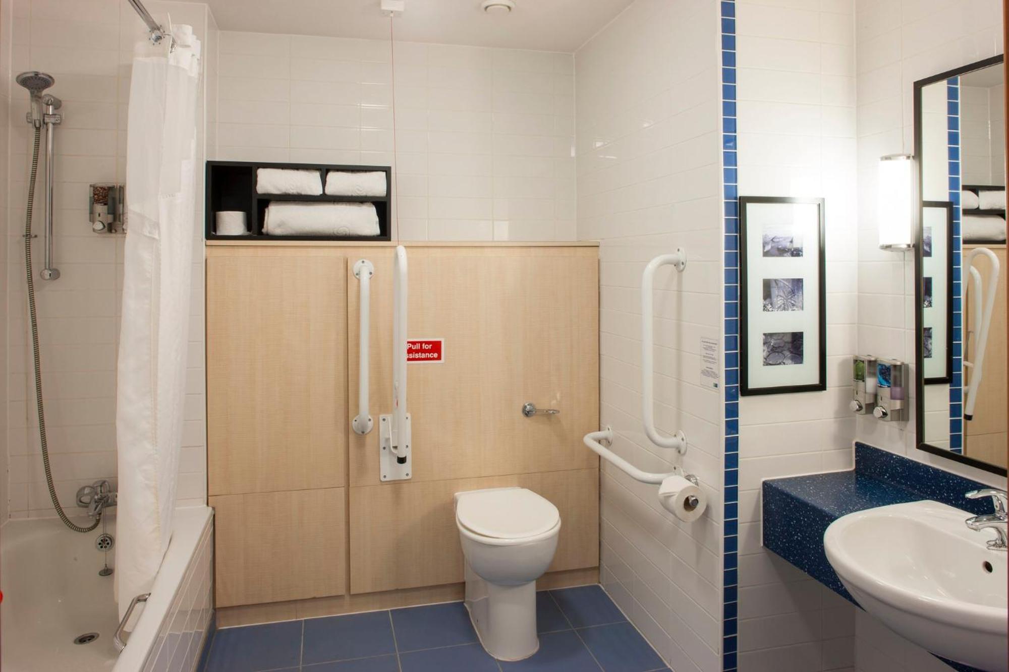 Holiday Inn Express Shrewsbury By Ihg Exteriör bild