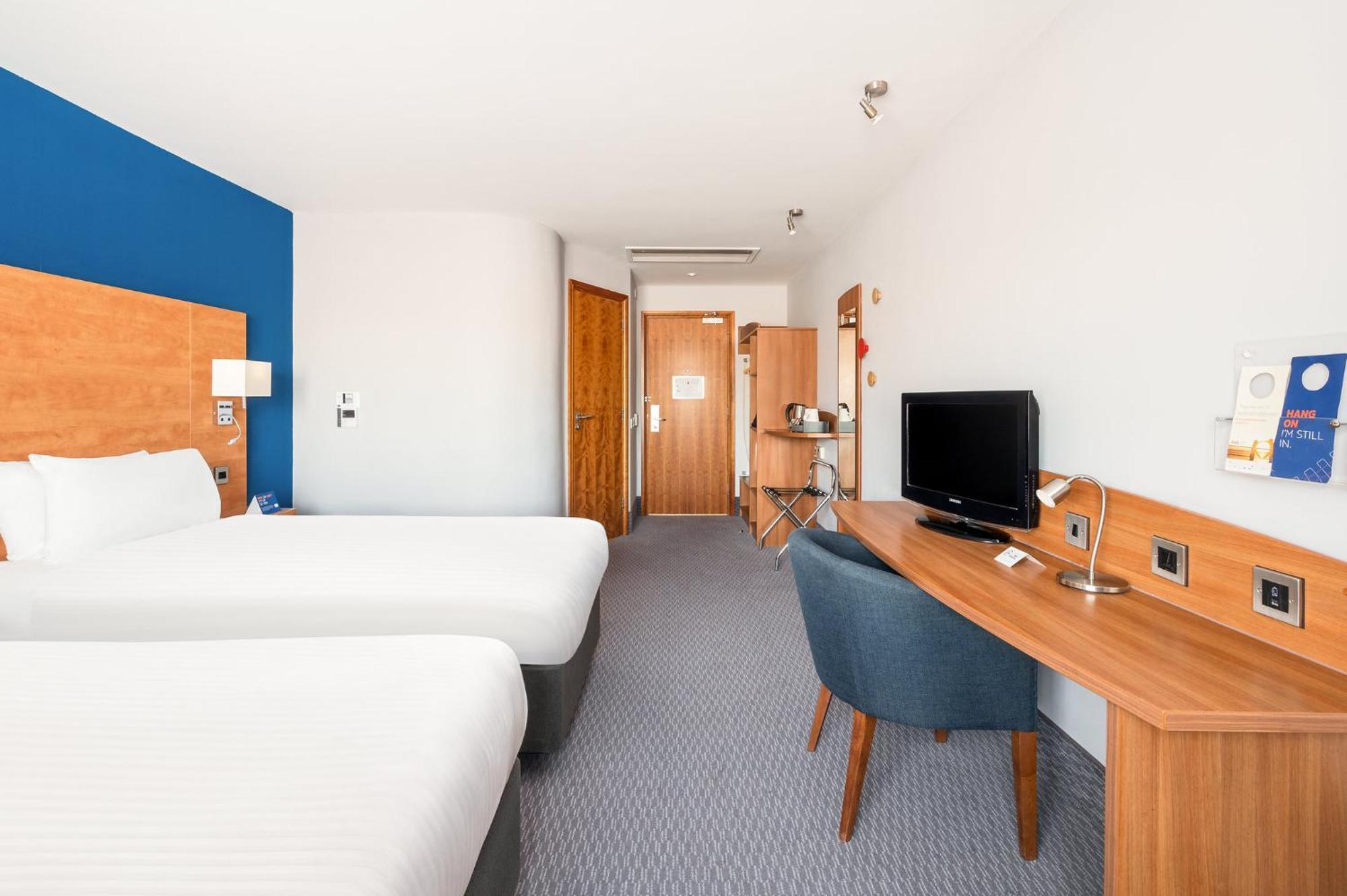 Holiday Inn Express Shrewsbury By Ihg Exteriör bild