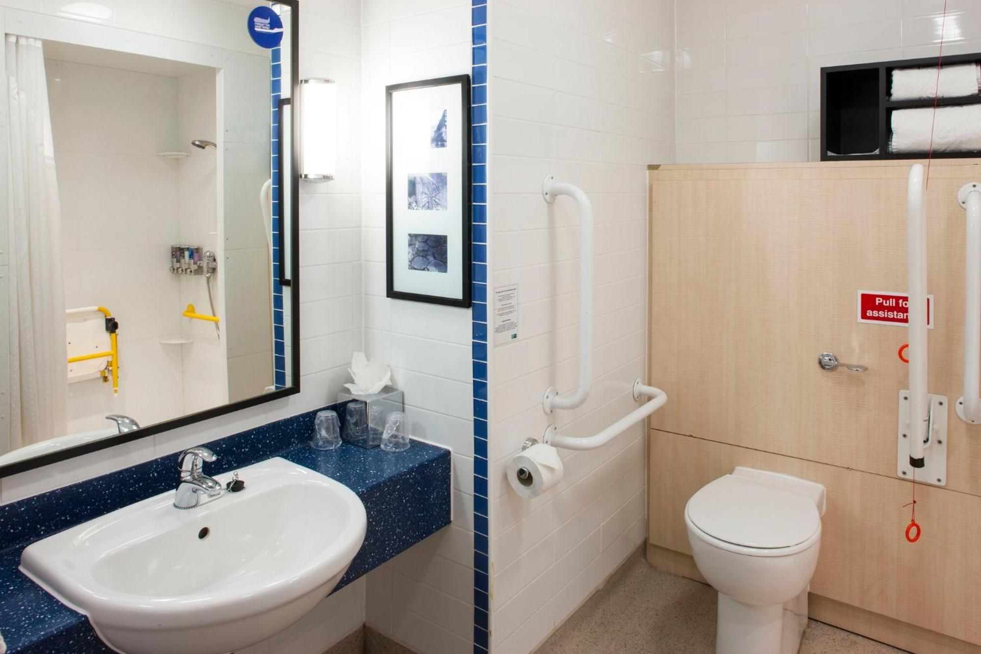 Holiday Inn Express Shrewsbury By Ihg Exteriör bild